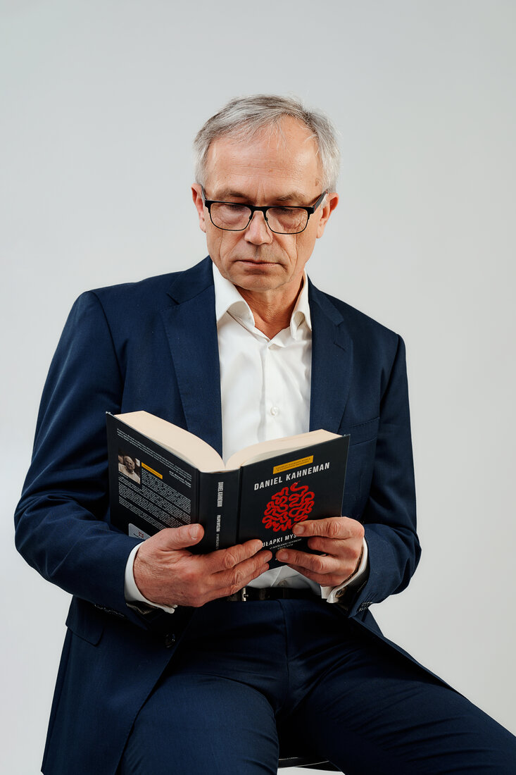 Stefan Podedworny czyta Kahnemana — Pułapki myślenia